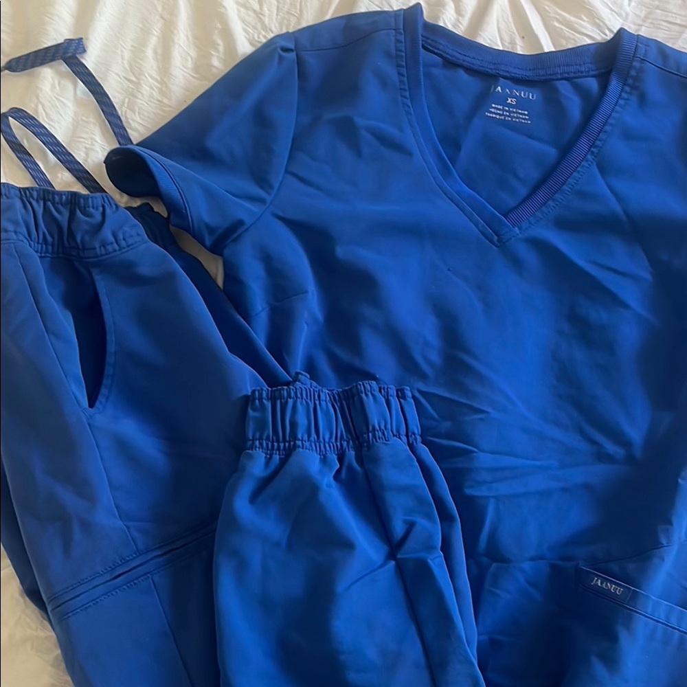 Jaanuu Blue Scrub Set